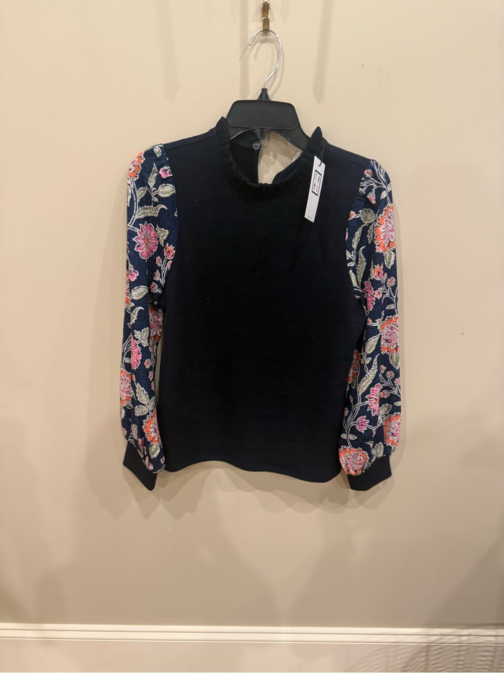 THML Navy Ribbed Women's Top - Picture 3 of 5